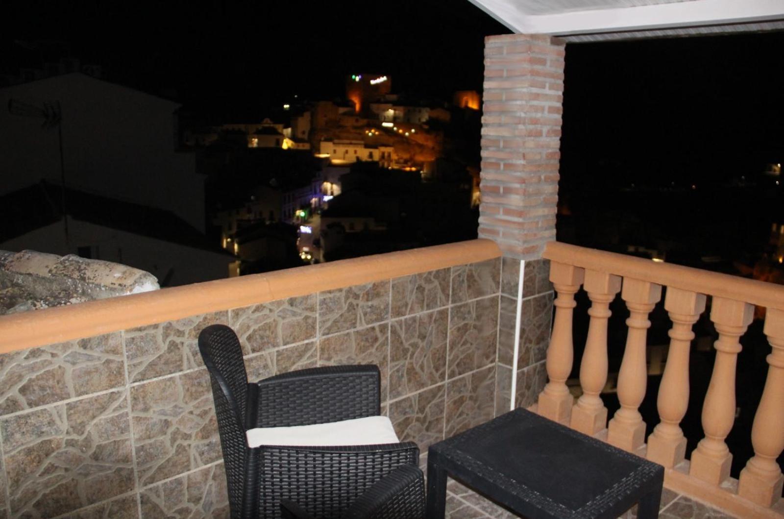 Atico De La Miel Apartment Setenil De Las Bodegas Ngoại thất bức ảnh